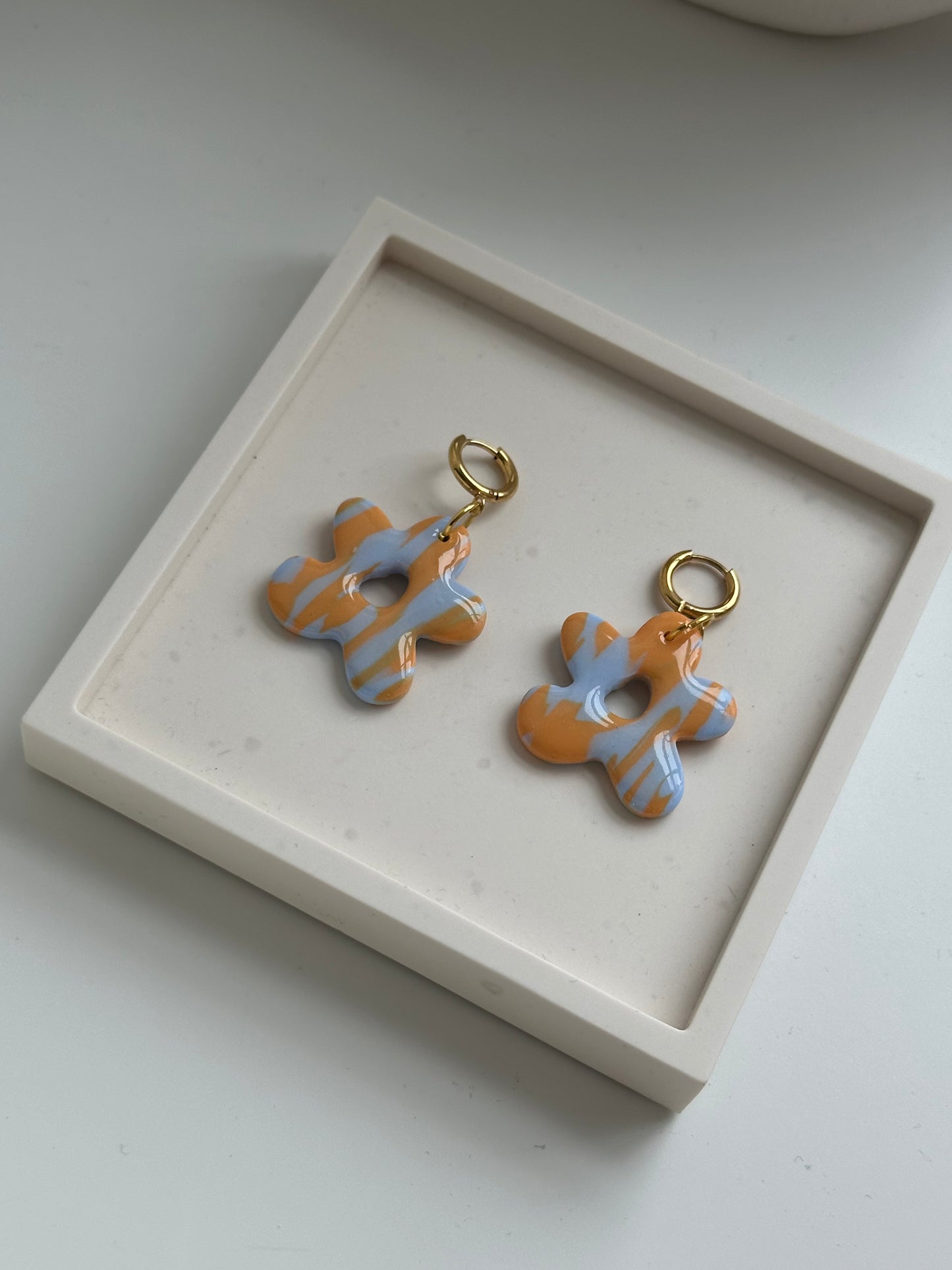 SORBET Groovy Earrings